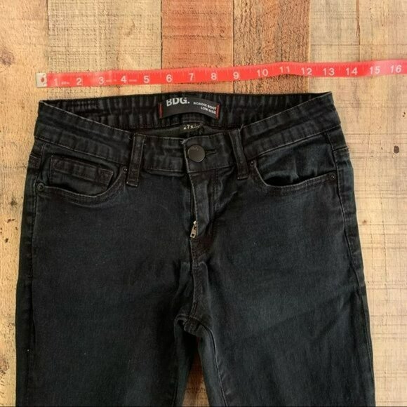 BDG roadie women's size 27 boot cut low rise denim jeans in black - Picture 3 of 13